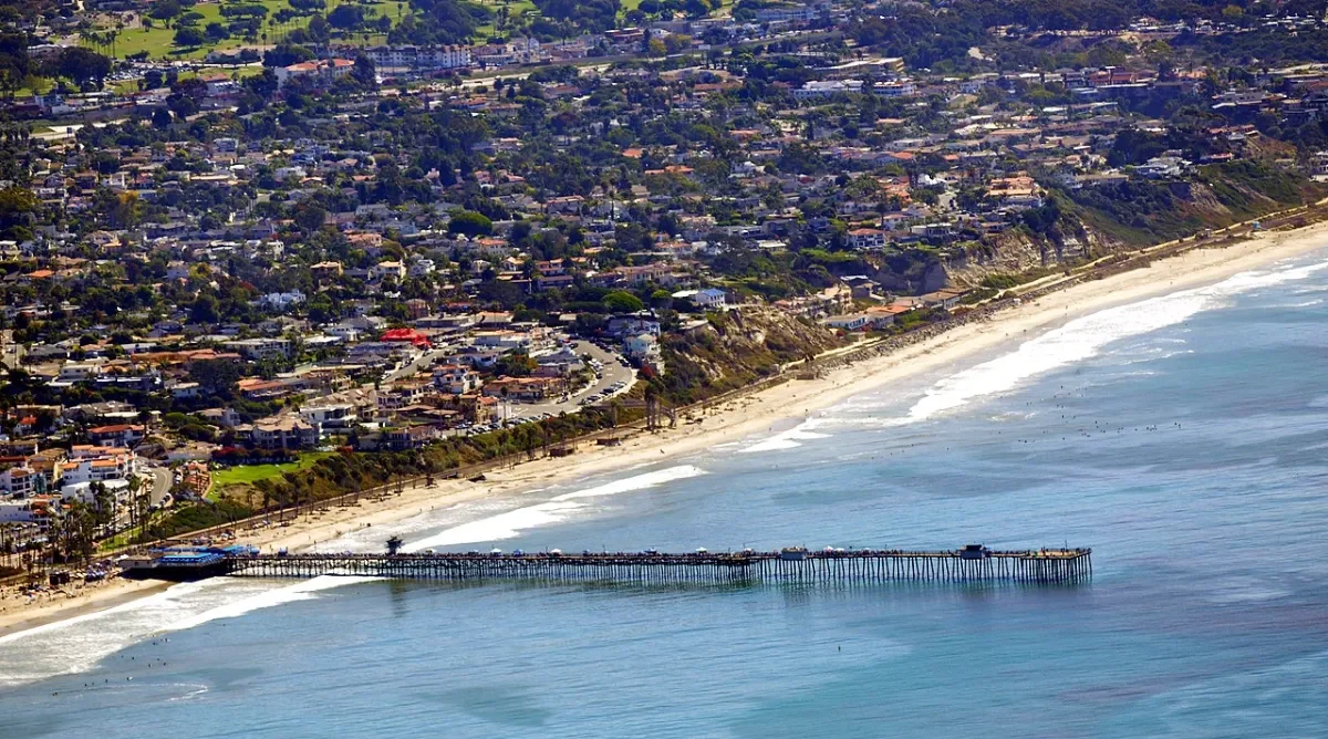 san clemente beach with port